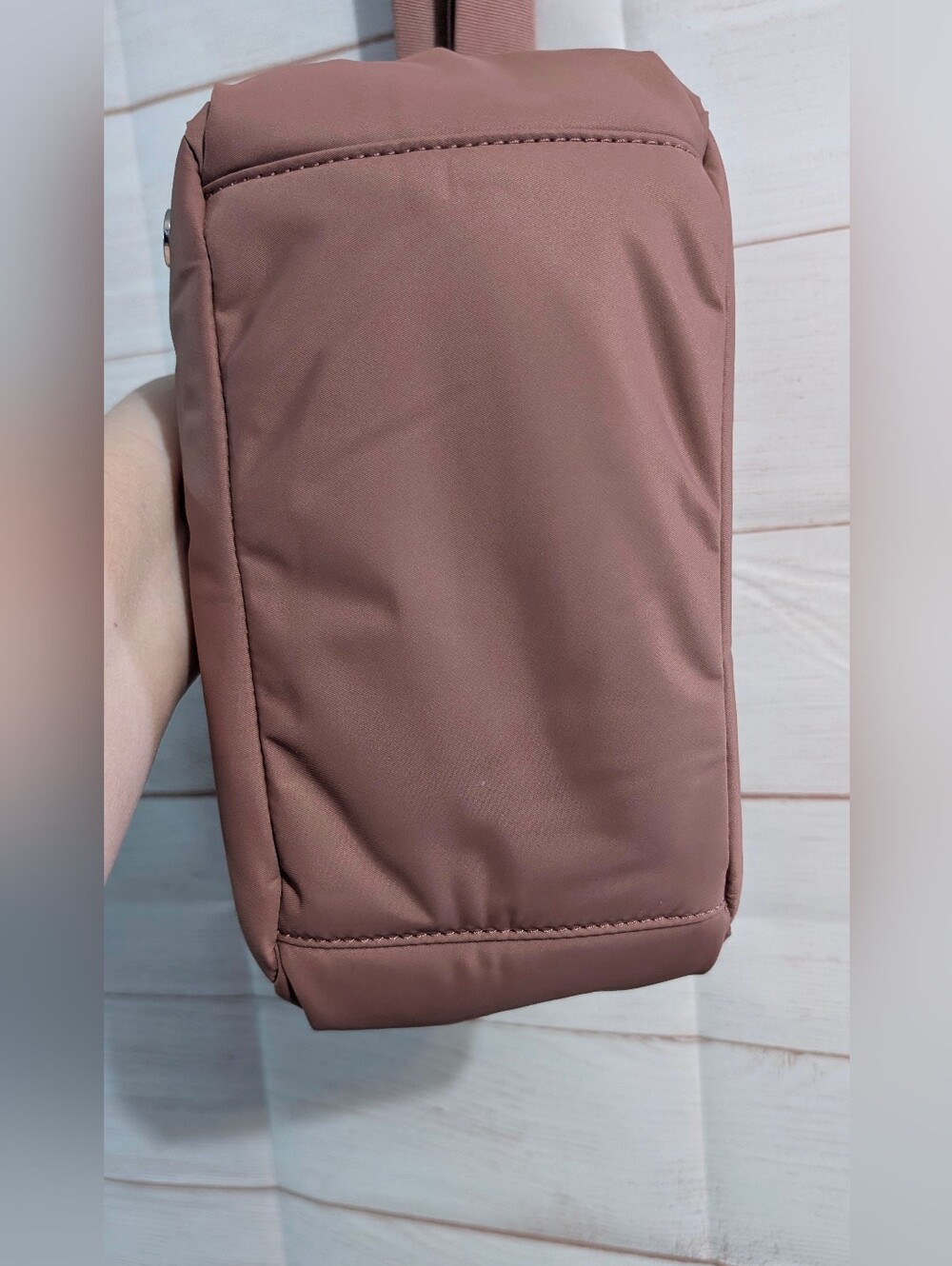🆕 Lululemon Gathered Handle Dusty Rose Shoulder Bag 6L Like New Condition - Picture 8 of 13